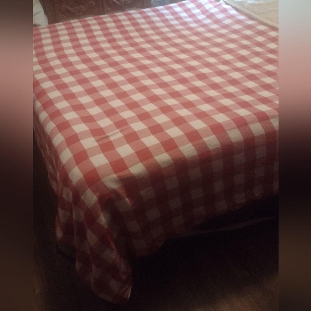 Pottery barn kids red plaid Christmas duvet